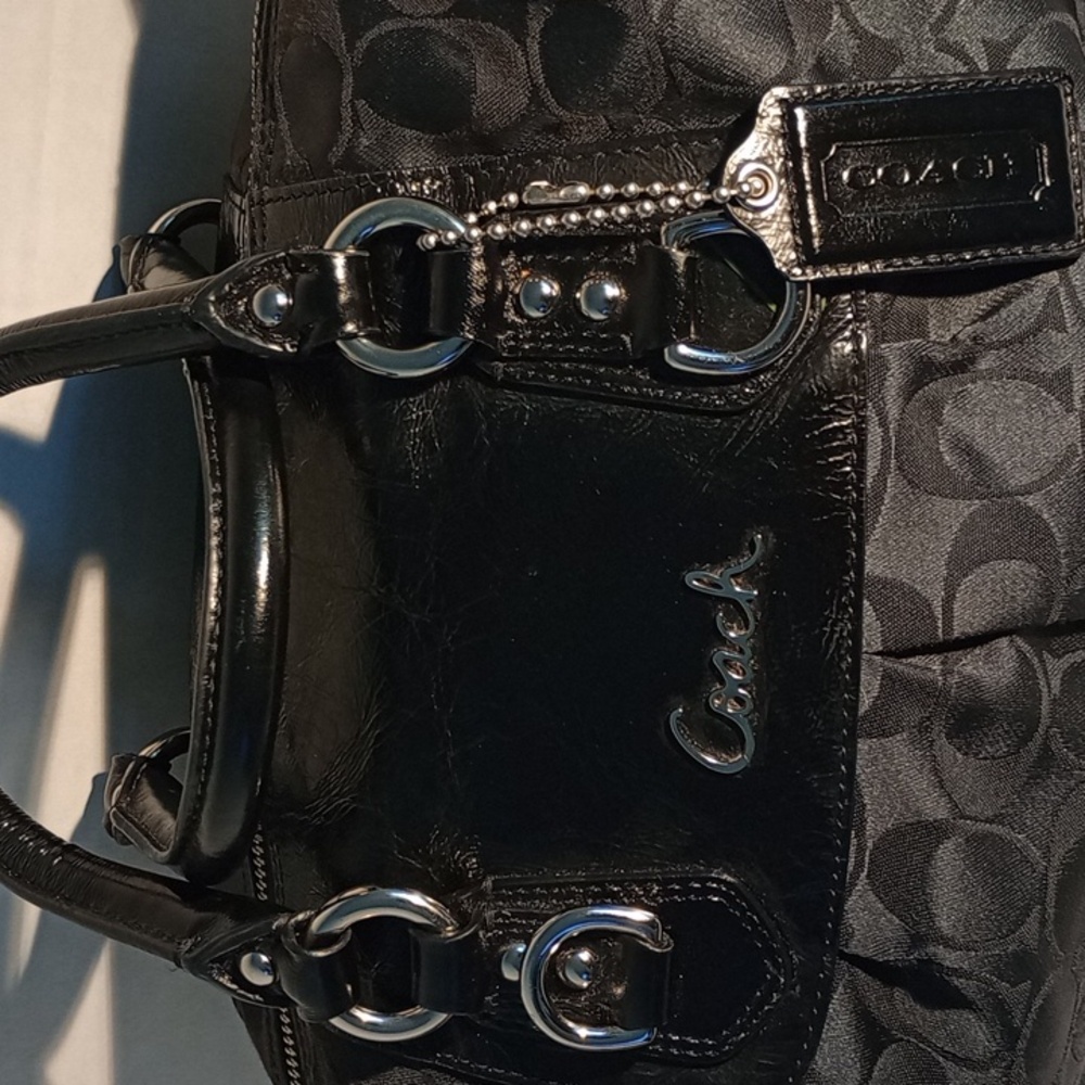 Black Coach Bag - Picture 7 of 10